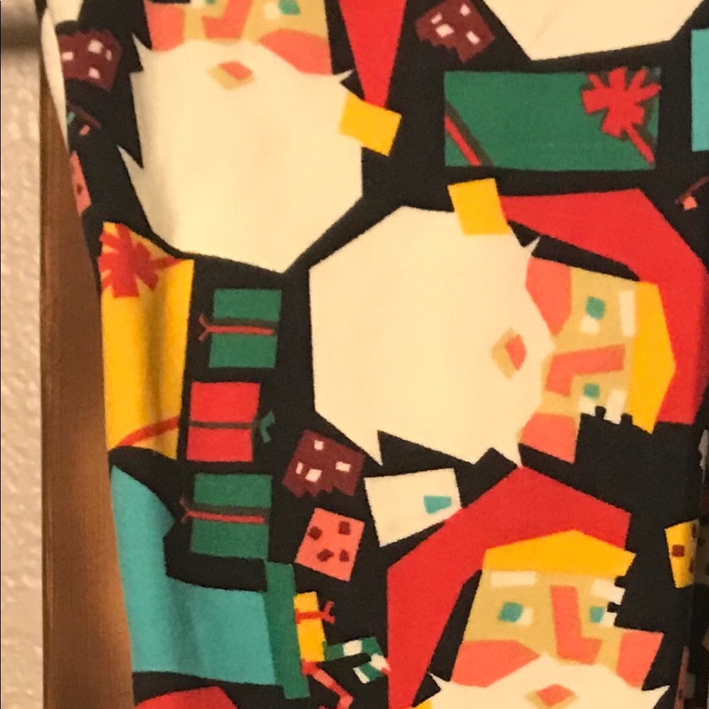 LuLaRoe Kids S/M Christmas Leggings
